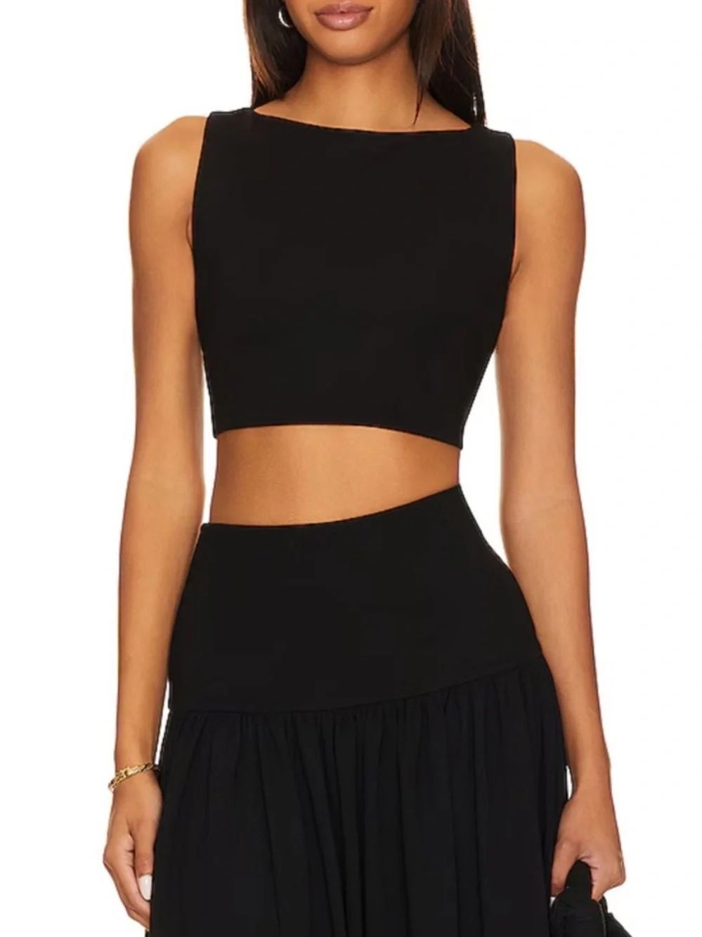 L'ACADEMIE Alexei Midi Skirt in Black - Picture 4 of 6